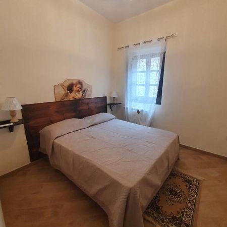 B&B Castrum Santopadre Eksteriør billede